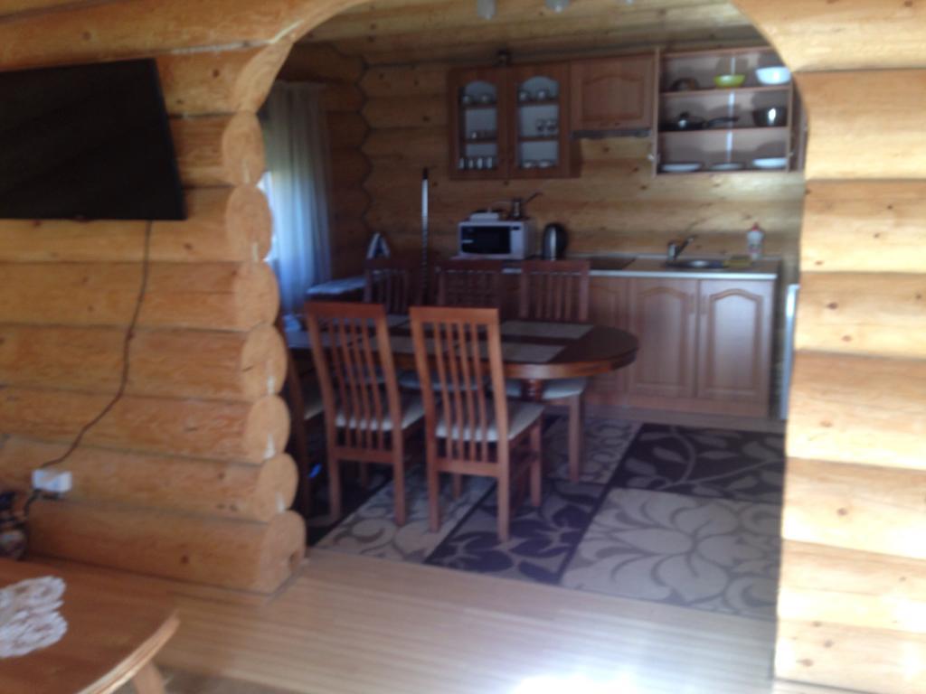 Smerekovyi Dvir Polyana (Transcarpathia) Quarto foto